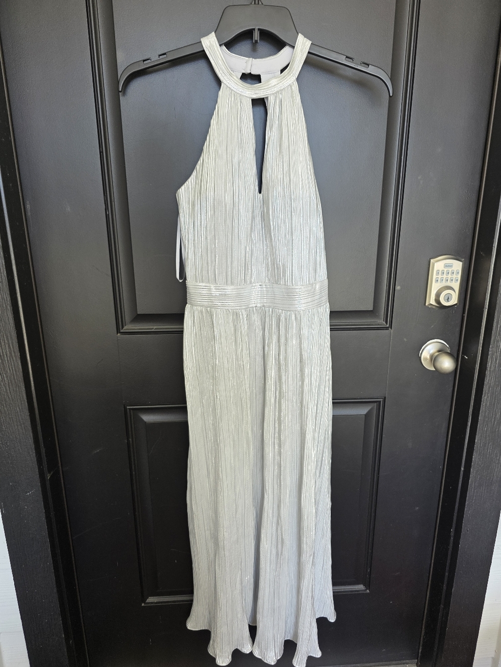 Kensie Silver Metallic Halter Midi Dress Pleated Shimmer Size 4 Women Party NWT - Picture 3 of 11